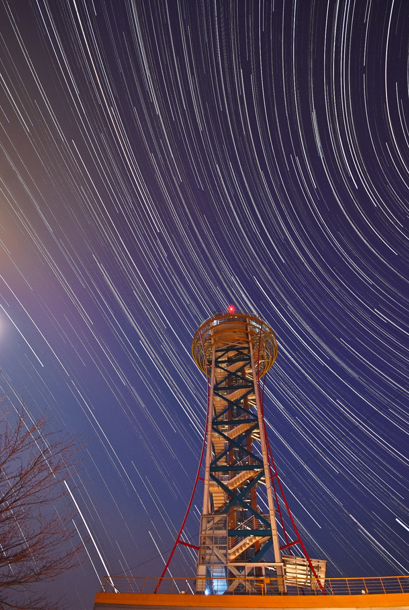 Startrails_800.jpg