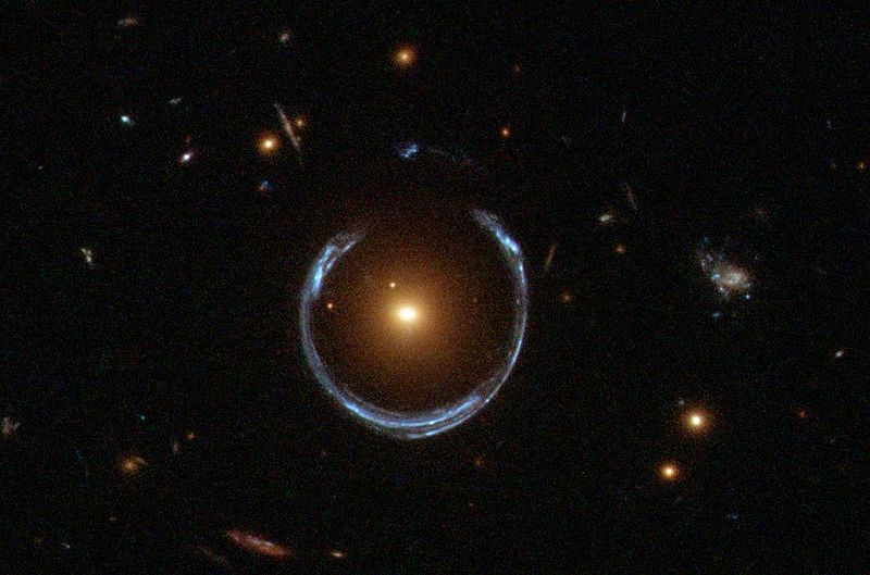 S&M-Hoag's object-Horseshoe_Einstein_Ring_from_Hubble.JPG