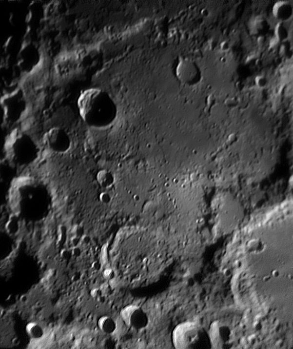 4월1주-Moon-지형탐색-Descendres.jpg