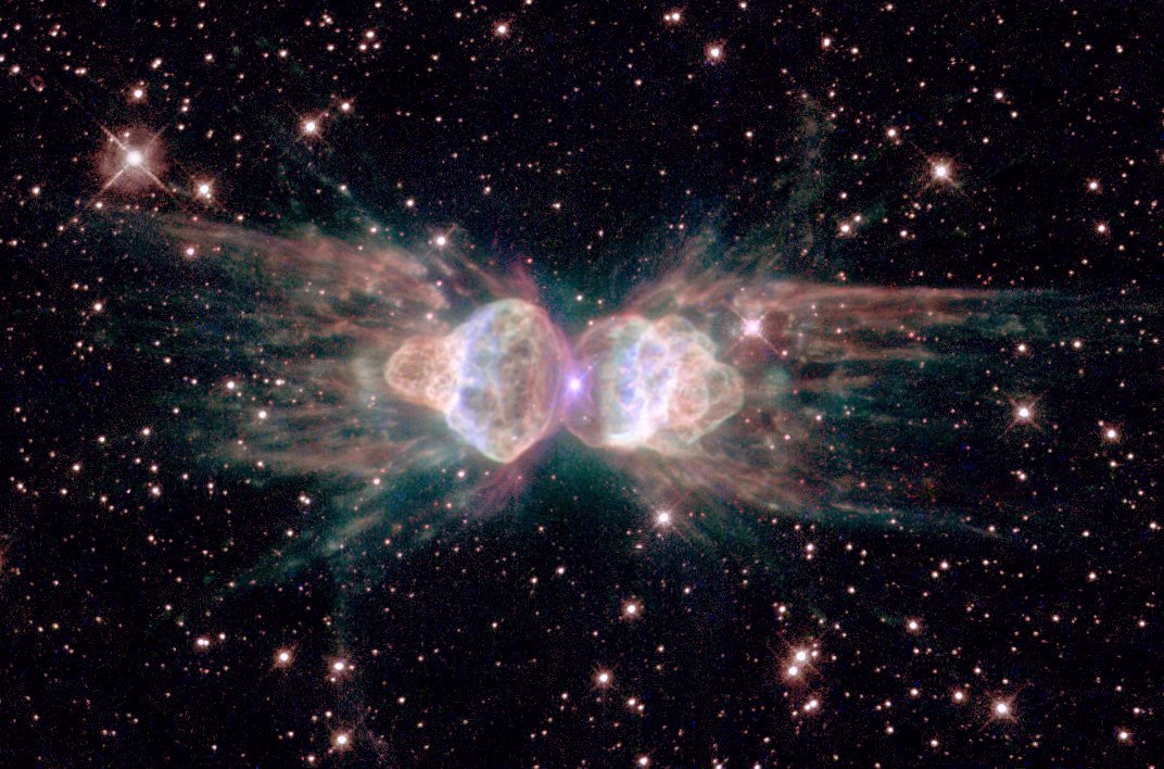 5-2 Surprise-원시행성-Ant Nebula.jpg