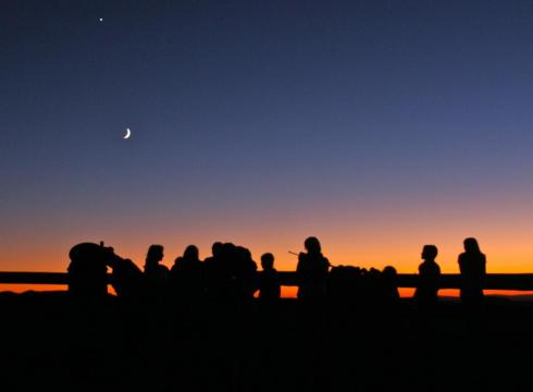 Utah-town-courts-astro-tourists-for-eclipse-9FUH316-x-large.jpeg